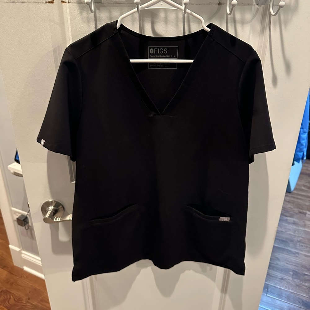 *NEW*Sz L*Figs* Women’s scrub top